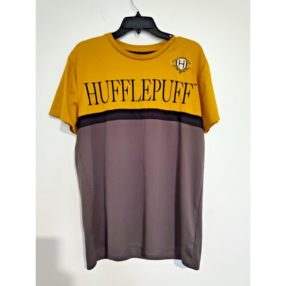 Other - Harry Potter Hufflepuff Active‎ Jersey Large